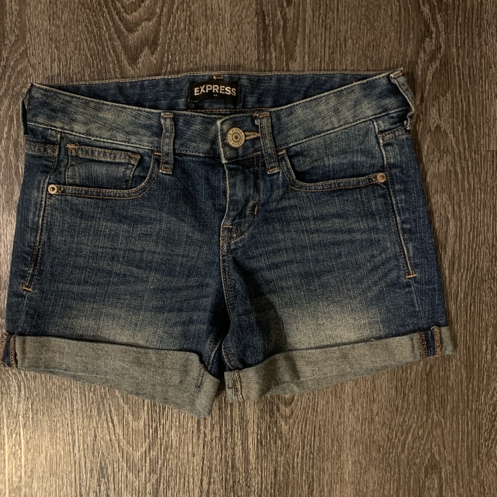 Express denim dark wash shorts 
Size 0